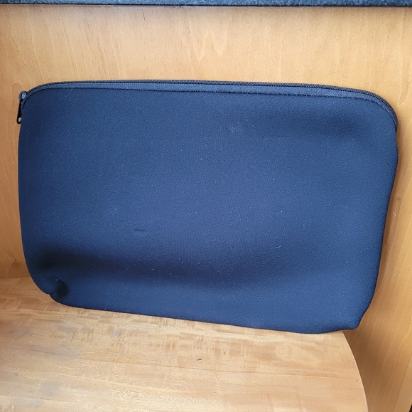 Duluth Trading Co. Brief Case - Picture 7 of 11